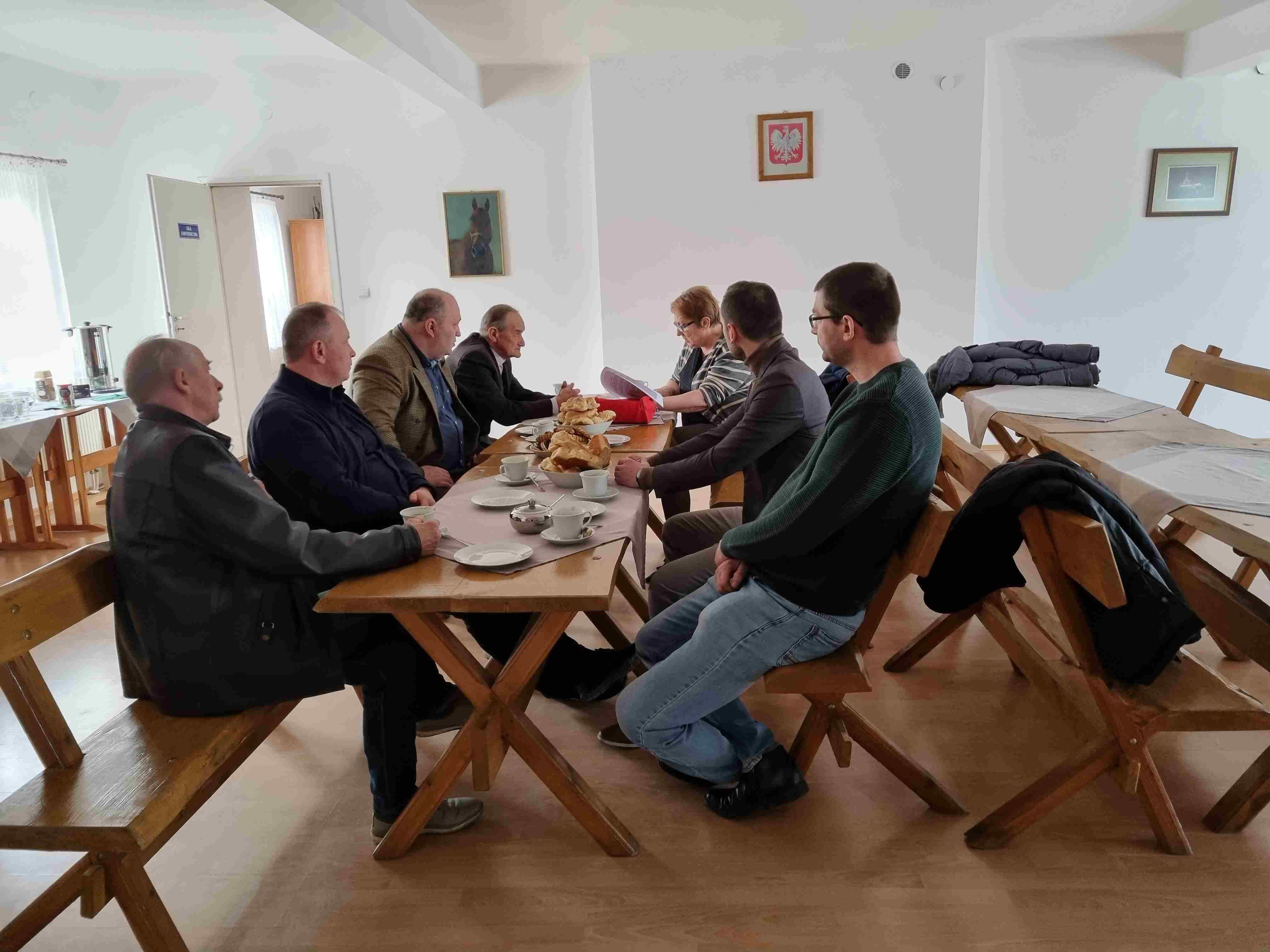 Spotkanie członków Zarządu i Komisji Rewizyjnej w Krasnem. ZPBC Krasiniec solidarny z Ukrainą ! 